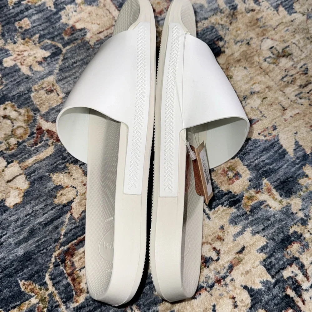 NEW Havaianas Men’s White Sandal/Shoe/Slides NWT Size Men 11/12 - Picture 14 of 14